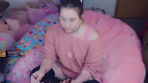 Snapshot of lil_alison_heart chatting on February 5, 2025, 2:16 pm Lil Alison Heart online show from February 5, 2025, 2:16 pm