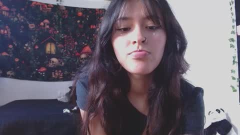 lil angel7 online show from October 14, 2025, 7:14 pm