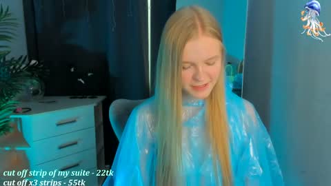 Snapshot of lil_cookie_monster chatting on April 19, 2026, 11:20 am Erica online show from April 19, 2026, 11:20 am