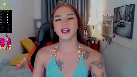 Snapshot of lil_fantacy chatting on December 19, 2024, 4:56 am LILY online show from December 19, 2024, 4:56 am