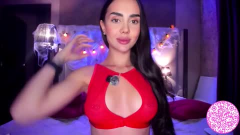 Gabriela online show from October 22, 2025, 7:24 pm