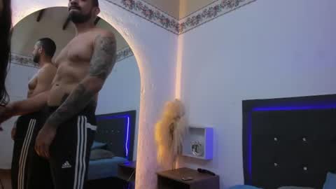 Snapshot of lil_hunny chatting on July 1, 2026, 4:18 pm lil_hunny online show from July 1, 2026, 4:18 pm