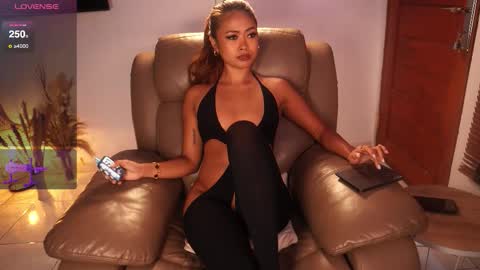 Miss K online show from November 5, 2025, 1:05 am