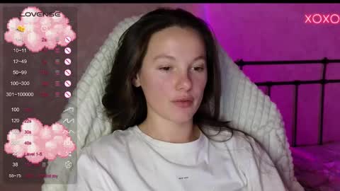 little moon online show from December 8, 2024, 4:07 pm