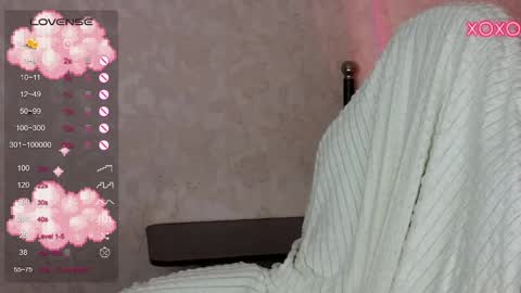 little moon online show from February 13, 2025, 4:07 pm