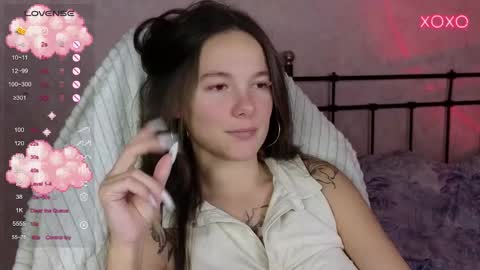 little moon online show from October 14, 2025, 4:52 pm