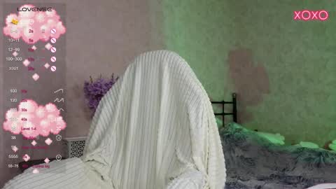 little moon online show from October 22, 2025, 5:08 am