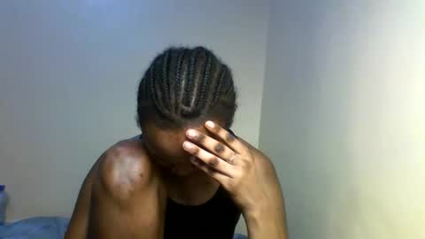 Lil miss online show from December 1, 2025, 2:11 pm