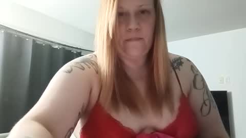 lil_nelli8 online show from April 26, 2026, 7:39 am