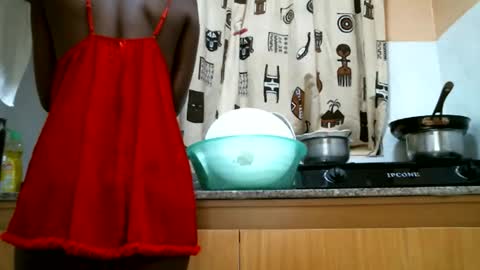 Snapshot of lil_paula chatting on May 27, 2026, 5:26 am serenity online show from May 27, 2026, 5:26 am