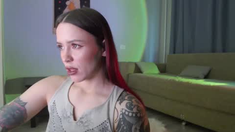 INST Lil happines s online show from November 3, 2025, 10:38 am