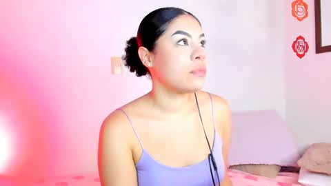 Snapshot of lil_swaay chatting on October 14, 2025, 1:50 am Lola online show from October 14, 2025, 1:50 am