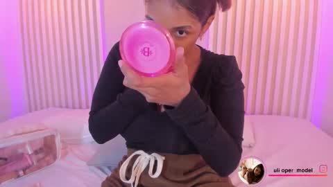 Snapshot of lila_cohen chatting on December 4, 2025, 4:00 am L I L A online show from December 4, 2025, 4:00 am