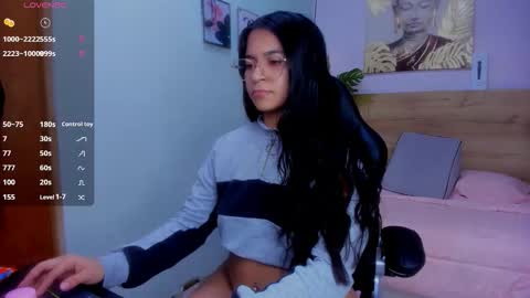 Snapshot of lila_foox chatting on November 16, 2025, 5:29 pm LILA online show from November 16, 2025, 5:29 pm