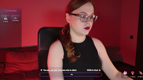 Snapshot of lila_pitt chatting on March 3, 2026, 6:19 am lila_pitt online show from March 3, 2026, 6:19 am