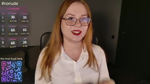 Snapshot of lila_pitt chatting on May 8, 2026, 9:03 am lila_pitt online show from May 8, 2026, 9:03 am
