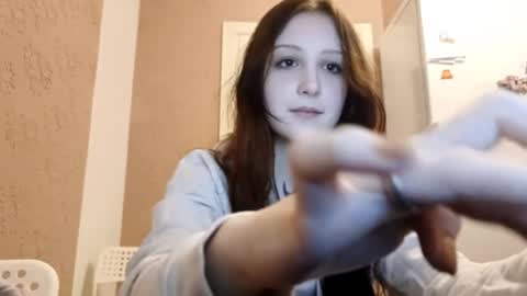 lilaheckenberg online show from February 27, 2026, 3:56 pm