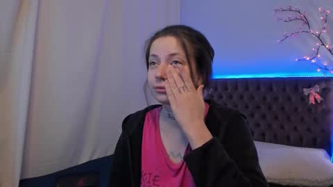 LilaVame online show from November 20, 2025, 2:34 am