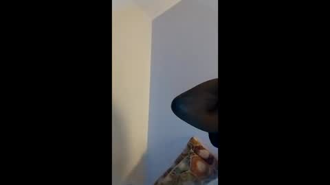 lilcalvo1 online show from February 5, 2026, 10:42 am