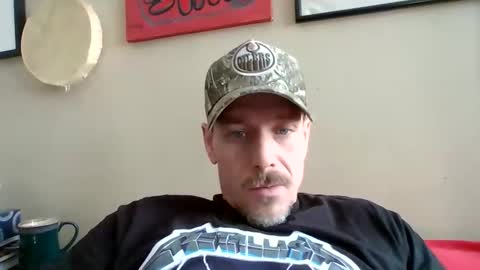 Snapshot of lildeer1980 chatting on March 23, 2026, 5:28 pm lildeer1980 online show from March 23, 2026, 5:28 pm