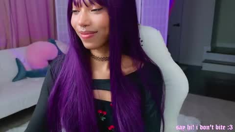 evie online show from March 5, 2025, 2:14 am