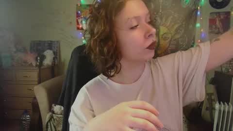 Lil online show from September 15, 2025, 10:48 am