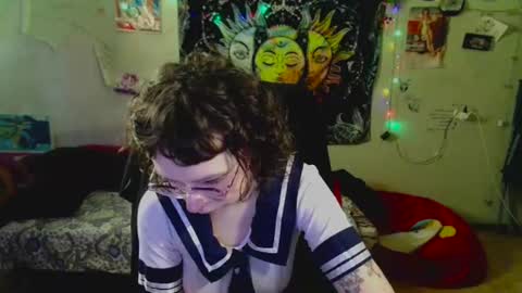 Lil online show from July 15, 2026, 12:32 pm