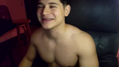 Snapshot of lilhotnando chatting on February 5, 2026, 4:06 am Fernando online show from February 5, 2026, 4:06 am