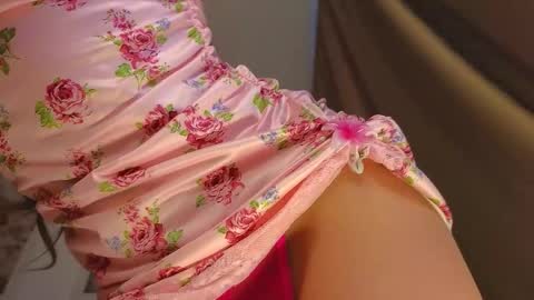 lili__roze_ online show from February 14, 2026, 5:26 am