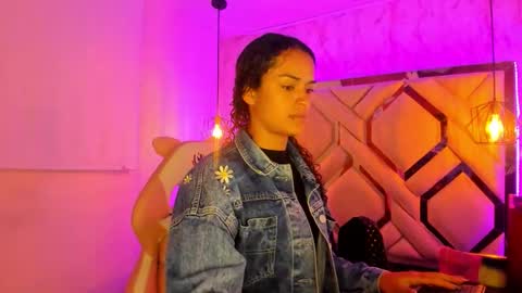 lili_evanss online show from October 27, 2025, 11:14 am