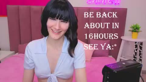 Lilli  follow me kiss online show from July 28, 2026, 4:50 pm