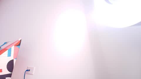 Snapshot of lili_jhonson chatting on November 18, 2025, 1:04 pm Lily online show from November 18, 2025, 1:04 pm