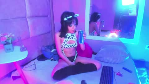 Snapshot of lili_starr chatting on April 3, 2026, 3:59 am lili_starr online show from April 3, 2026, 3:59 am