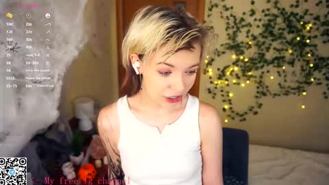 Snapshot of liliandaniels chatting on November 4, 2025, 5:50 am Lilian online show from November 4, 2025, 5:50 am