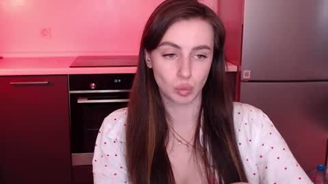 Snapshot of liliatlu chatting on June 27, 2026, 10:26 pm Lilu online show from June 27, 2026, 10:26 pm