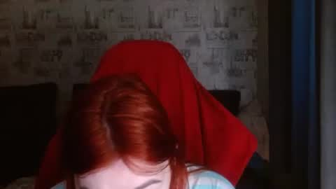 liliawoolf online show from February 2, 2025, 5:32 am