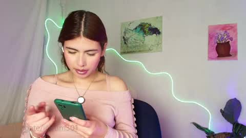 Snapshot of lilicum301 chatting on June 4, 2026, 6:19 am your love online show from June 4, 2026, 6:19 am