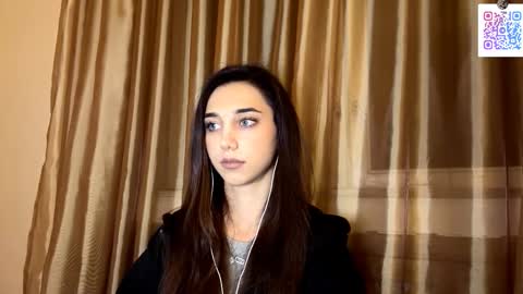 Snapshot of lilihalvorsen chatting on November 8, 2025, 10:19 pm Lina online show from November 8, 2025, 10:19 pm