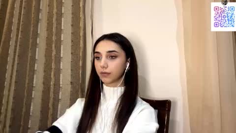 Lina online show from November 15, 2025, 10:37 pm