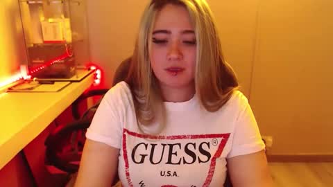 Snapshot of liliith_zeniith chatting on May 30, 2026, 4:31 am Liliith online show from May 30, 2026, 4:31 am