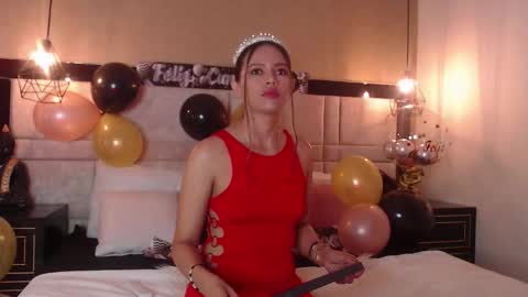 LilyJensen online show from September 23, 2025, 12:52 pm