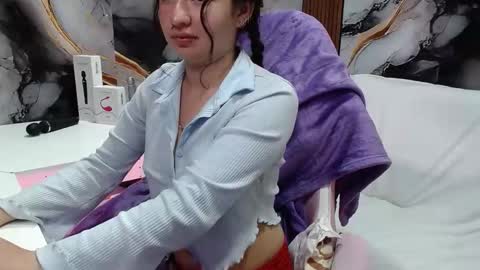 lilimini online show from May 16, 2026, 7:34 pm
