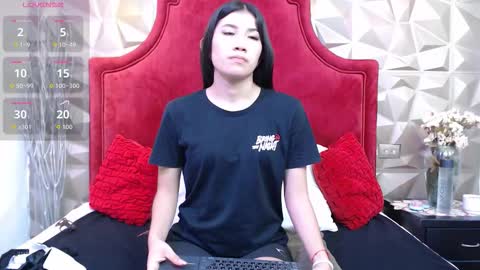 Lilia online show from November 27, 2025, 12:07 pm