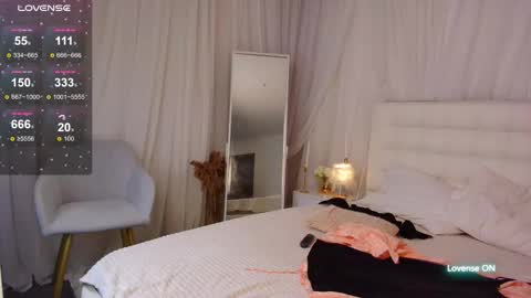 Snapshot of lilit_1love chatting on September 11, 2025, 4:40 pm Lilit online show from September 11, 2025, 4:40 pm