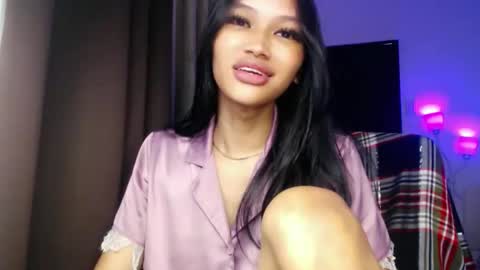 Chloe online show from April 21, 2026, 3:13 am