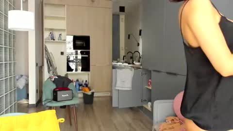 lilith online show from November 30, 2025, 10:30 am