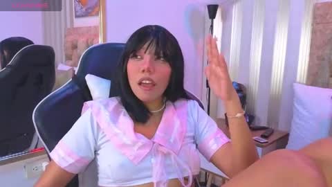 Snapshot of lilith_pink__ chatting on May 14, 2026, 4:30 am Lilith pink online show from May 14, 2026, 4:30 am