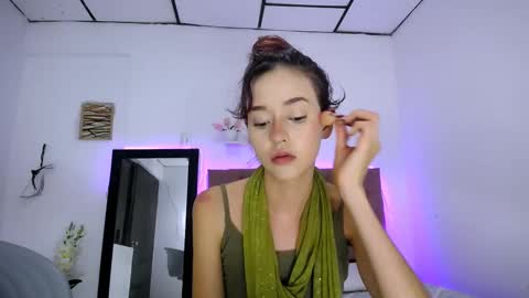 Lilith online show from November 9, 2025, 2:43 am