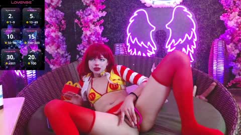 Snapshot of lilith_vamp chatting on January 24, 2025, 4:37 am LILITH 200 LIKES Thursday Clown Costume M online show from January 24, 2025, 4:37 am