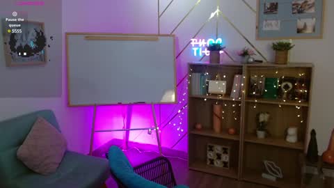 Snapshot of lilith_vamp chatting on January 24, 2025, 9:58 pm LILITH 200 LIKES Thursday Clown Costume M online show from January 24, 2025, 9:58 pm